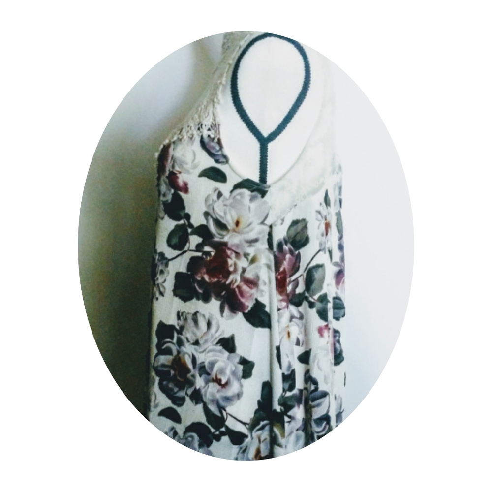 Sold Umgee Boho Sleeveless A-Line Floral Mini D… - Picture 6 of 8